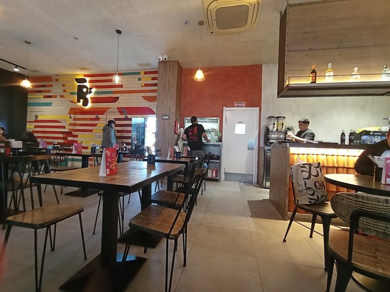 Explore juego chicken road